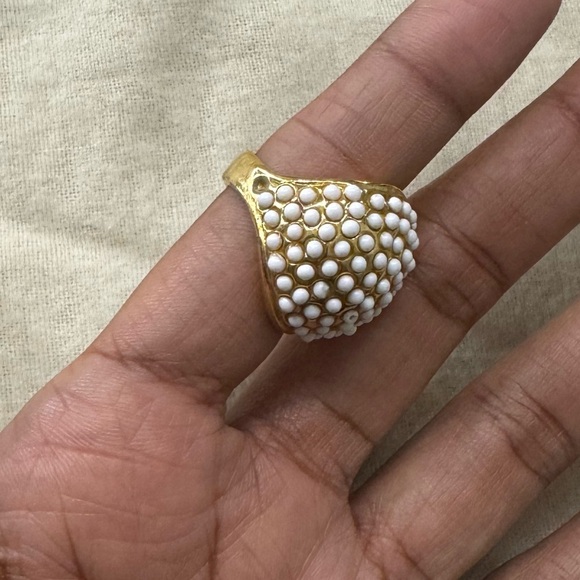 Gold ring - Picture 3 of 5